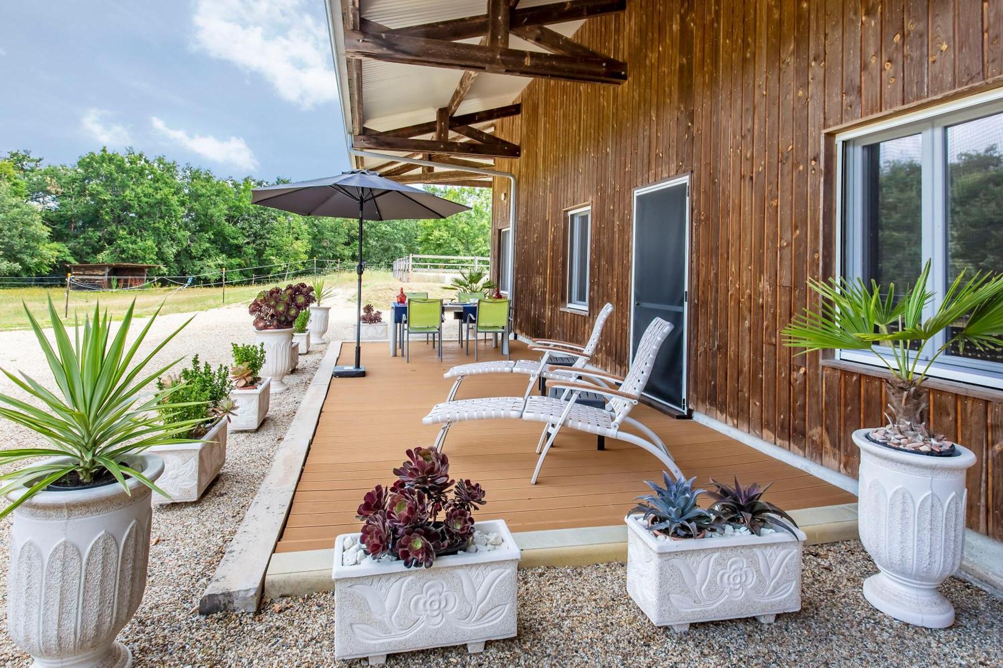 Chateau De Bellevue B&B Et Appartements Avec Piscine Saisonal Chauffee Et Chambres Partout Climatisees Saint-Avit  Zimmer foto