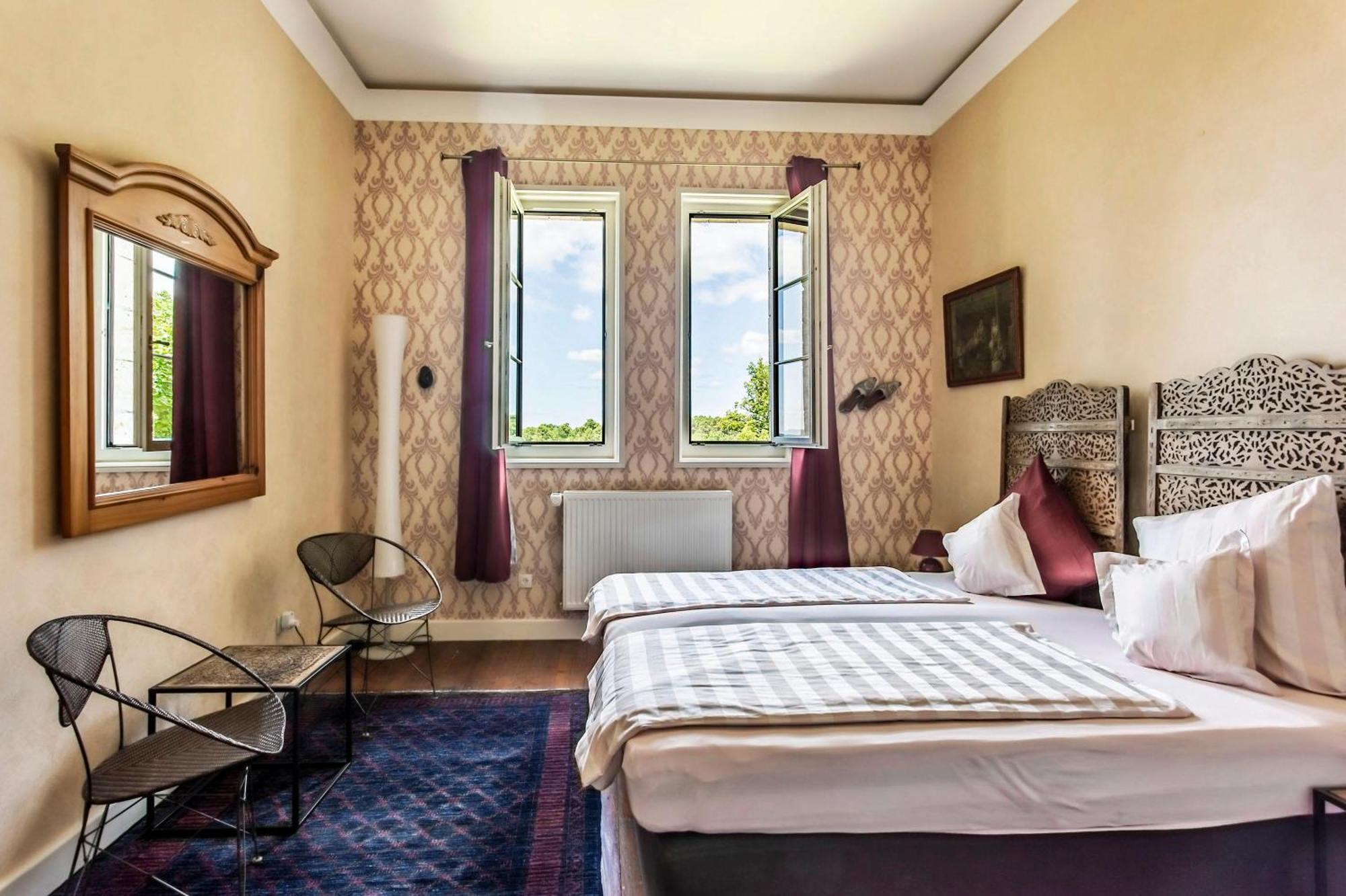 Chateau De Bellevue B&B Et Appartements Avec Piscine Saisonal Chauffee Et Chambres Partout Climatisees Saint-Avit  Zimmer foto